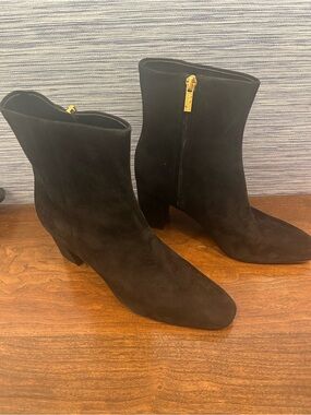 NWT Veronica Beard Black Pointed Toe Block Heel Ankle Boot Gold Zip Cera size 8